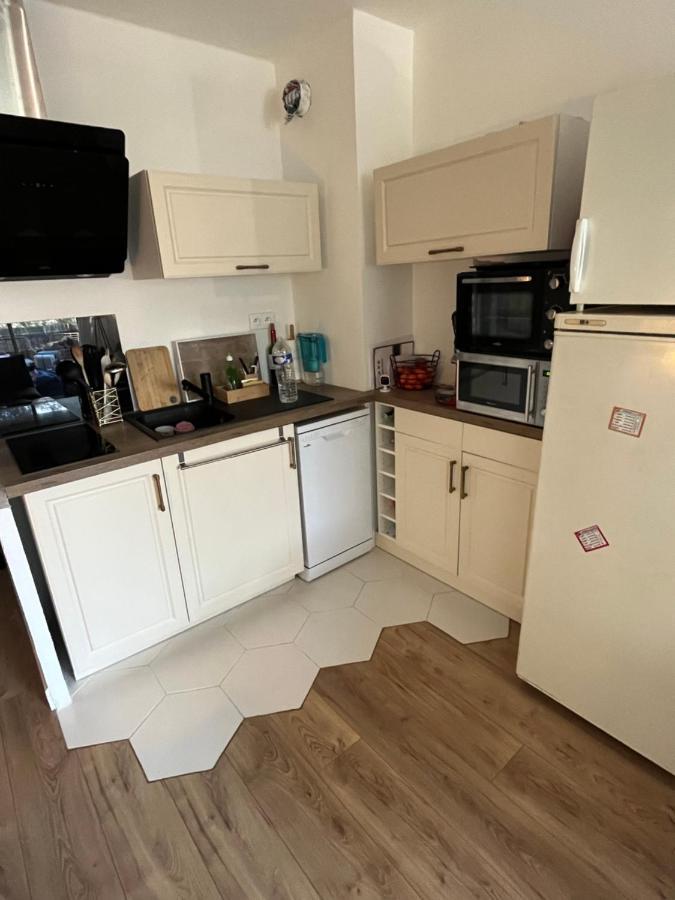 Joli 2 Pieces Proche Apartment Frejus